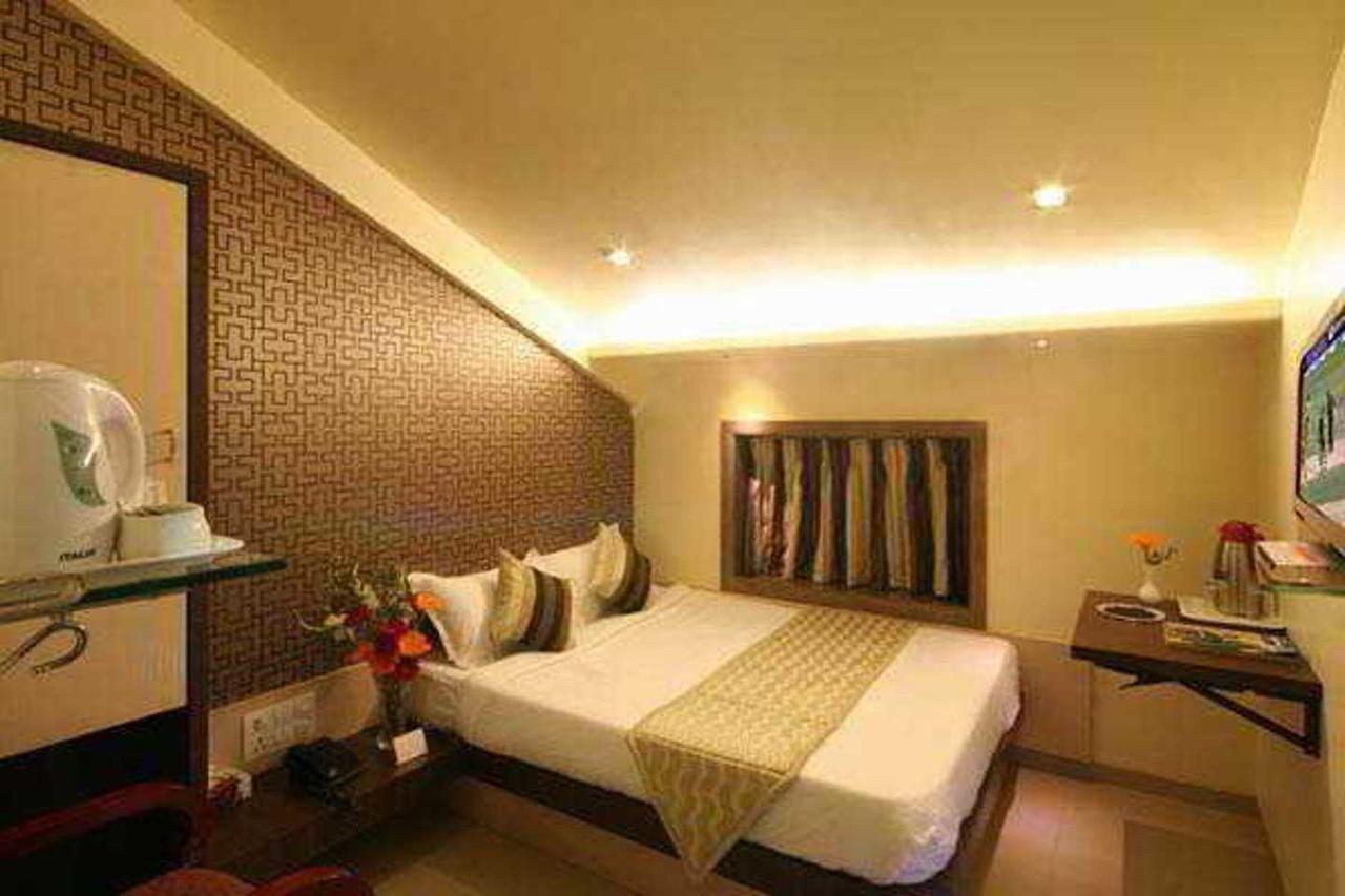 Hotel Gold Coast Mumbai Exterior foto