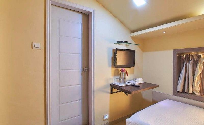 Hotel Gold Coast Mumbai Exterior foto