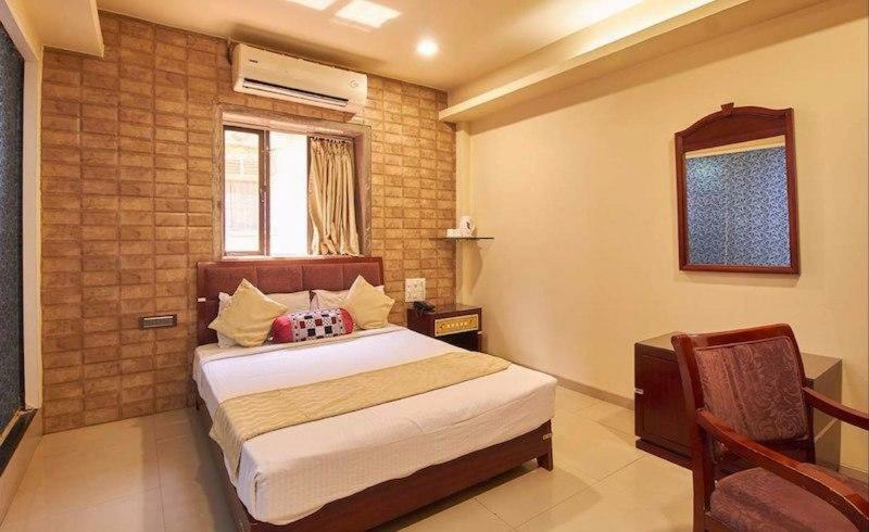 Hotel Gold Coast Mumbai Exterior foto